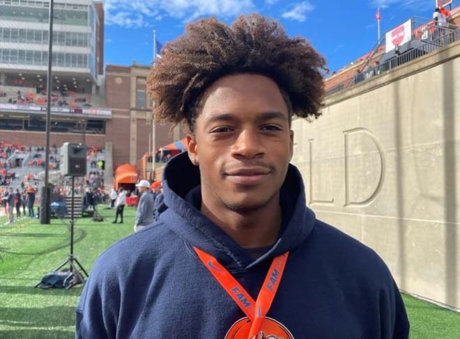 Naperville (Ill.) North wide receiver Luke Williams on a gameday visit to Illinois.  