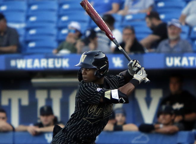 Vanderbilt Commodores Baseball Outfielder Enrique Bradfield Does It All In Series Clinching Win 9025