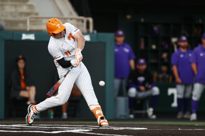 Tennessee third baseman Billy Amick homered in the third inning to give the Vols a 3-0 lead. 