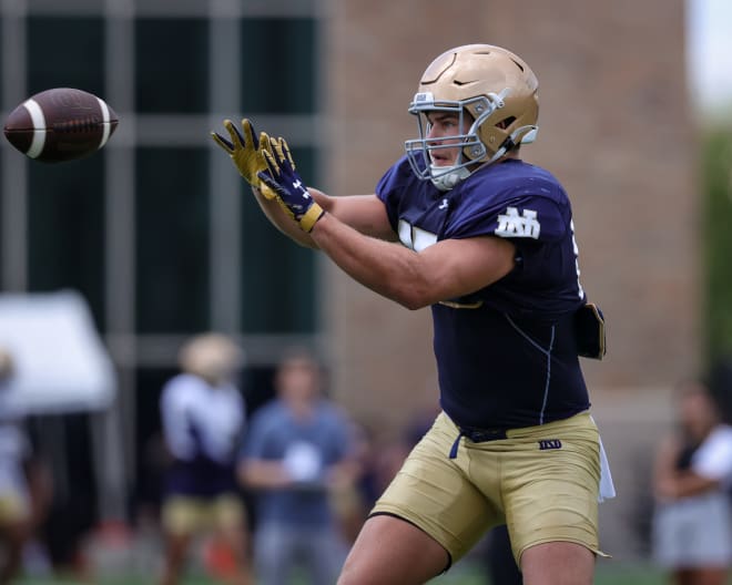 ND junior tight end Michael Mayer keeps in close contact with former Irish tight end standout Kyle Rudolph.