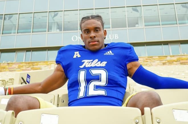 Crandall (TX) receiver Joshua Smith during a visit to the Tulsa campus.