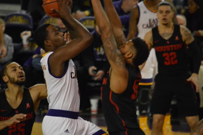 Isaac Fleming and ECU come up short on the road in an 86-60 loss to No.12  Cincinnati to fall to 8-11 for the season.