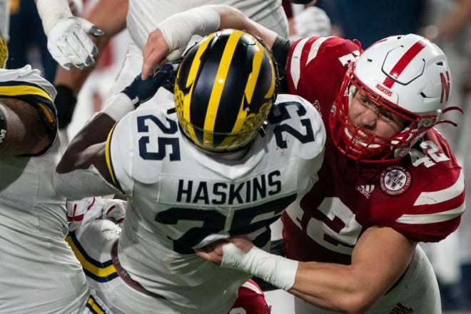 Linebacker Nick Henrich had a career-high 15 tackles in the game, passing his previous high of 12 tackles at Rutgers last season. It was Henrich’s second double-figure tackle game of 2021 (11 at Illinois).