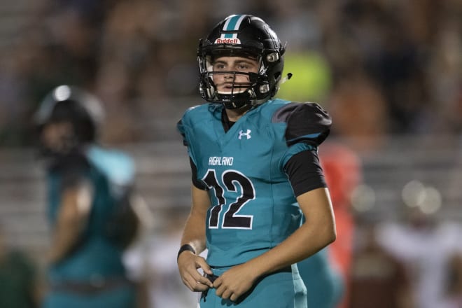 Highland's all-teal uniform is one of Zach Alvira's top uniform combinations