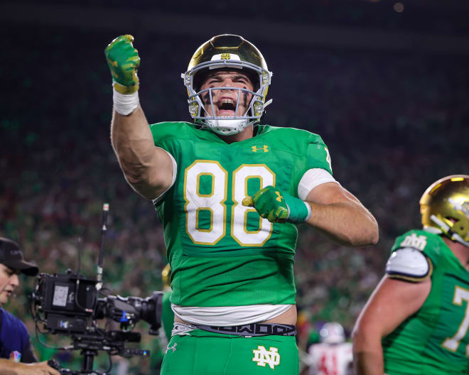 Notre Dame tight end Mitchell Evans' breakout season was cut short by a serious knee injury suffered Oct. 28 against Pitt.