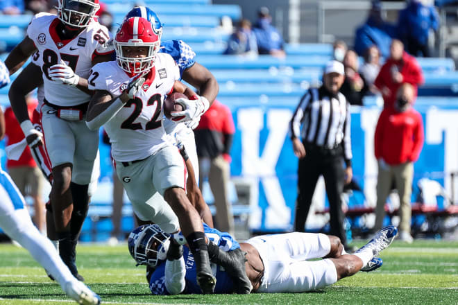 Kendall Milton breaks free for a run against Kentucky. (Michael Clubb/Kentucky Kernel)