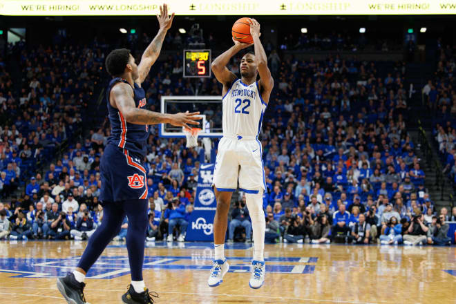 Kentucky Wildcats guard Cason Wallace (22) shoots the ball during the second half against the Auburn Tigers at Rupp Arena at Central Bank Center. Mandatory Credit: Jordan Prather-USA TODAY Sports