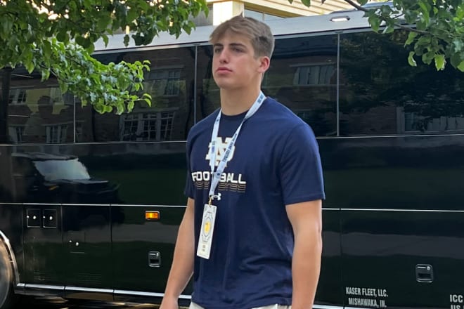 Bodie Kahoun's official visit couldn't have gone better this past weekend. The four-star linebacker connected with other Notre Dame commits and the Irish coaching staff.