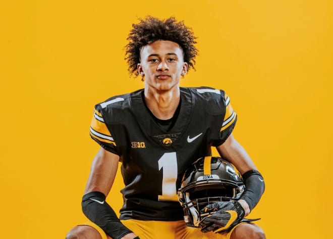 Wide receiver Jacob Bostick made his official visit with the Hawkeyes this weekend.