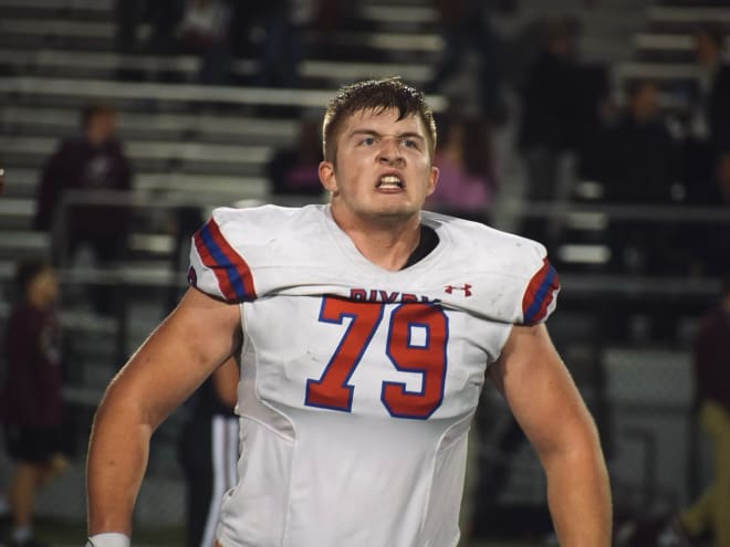 Nebraska Football: 2025 4-star OL Broderick Shull Sets April Visit To Check  Out Huskers