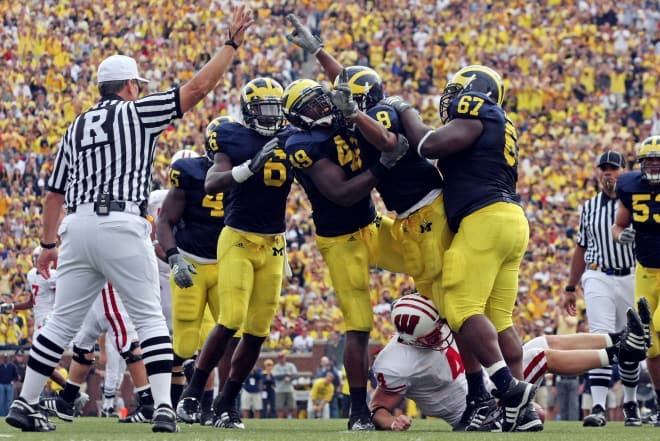 Michigan's 19-point comeback win against Wisconsin in 2008 was the largest in stadium history (U-M won 27-25).
