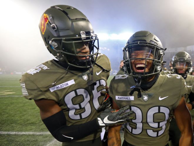 Wide Receiver Isaiah Alston and Slotback Ay’Juan Marshall 