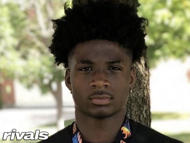 Wisconsin offered 2023 tailback Kalib Hicks on Thursday. 