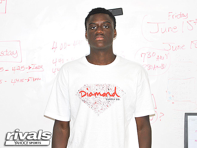 Fayetteville (N.C.) Terry Sanford senior tight end Ezemdi Udoh verbally committed to NC State on June 11.
