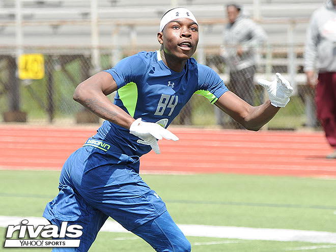 Three-star athlete Travon King has length and size that appeals to both sides of the ball.