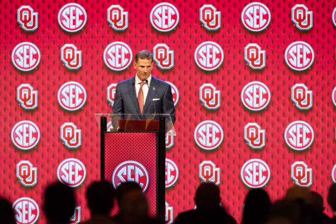 Oklahoma head coach Brent Venables speaking at Omni Dallas Hotel. Mandatory Credit: Brett Patzke-USA TODAY Sports