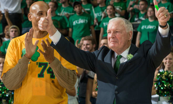In 1981-82, Digger Phelps (John Shumate to his right) and his Irish program experienced the same plummet Muffet McGraw and her Irish are now undergoing.