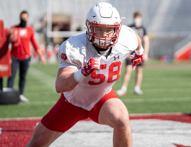 Wisconsin linebackers Leo Chenal and Jack Sanborn are heart and