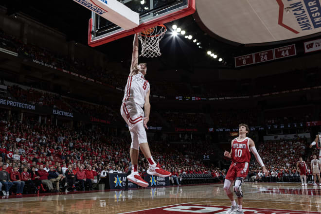 Tyler Wahl slams home two of his team-high 19 points against South Dakota