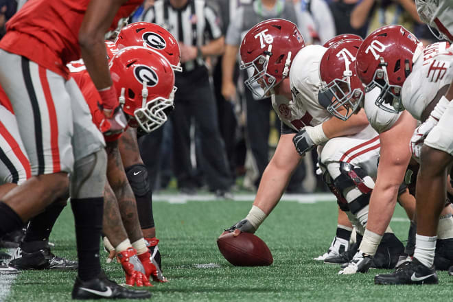 No. 6 Auburn tops No. 1 Alabama 26-14, earns SEC title shot