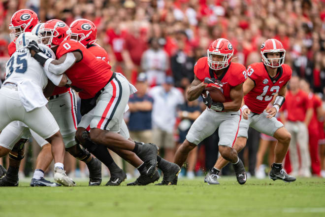 Georgia running back Kendall Milton (2) carries the ball during Georgia's 33-0 win over Samford in Sanford Stadium in Athens, Ga., on Sept. 10, 2022. Photo by Kathryn Skeean.