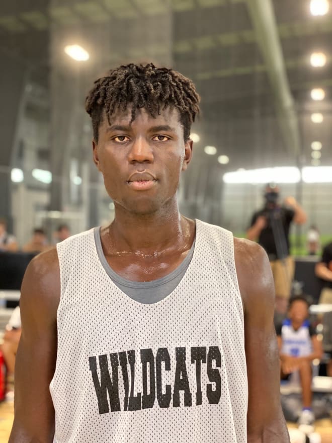 The West Virginia Mountaineers basketball program is still actively recruiting multiple 2022 targets.