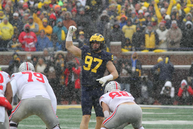 Michigan football Aidan Hutchinson, Jake Moody win Big Ten awards