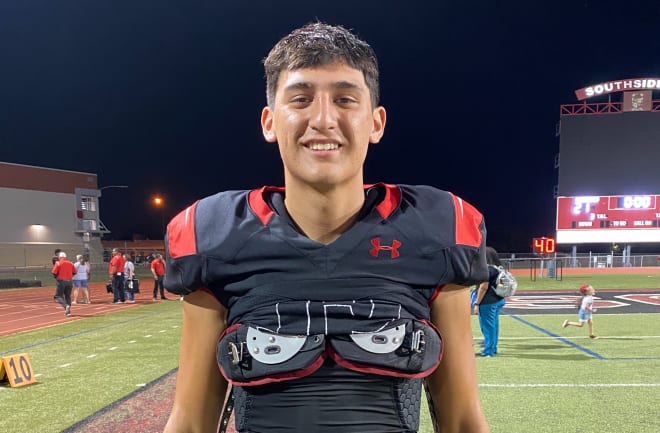 2022 QB commit Richard Torres