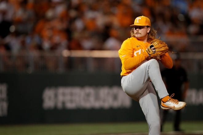 Tennessee baseball one win away from Super Regional after 12-7 win over  Campbell