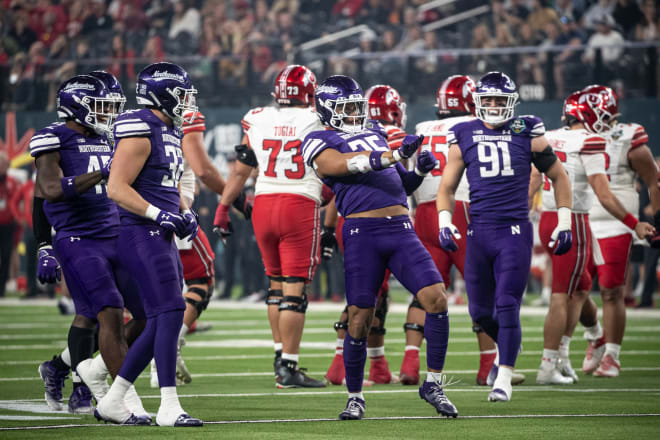 Kenny Soares Jr. (35) totaled 37 tackles and a pair of sacks in his redshirt freshman season.