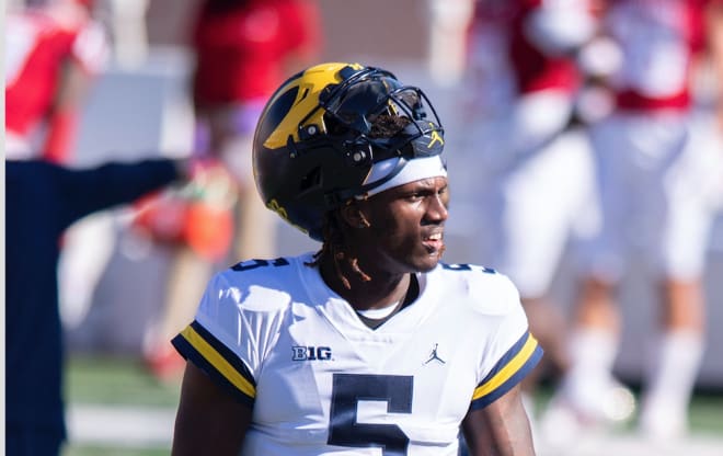 Michigan Wolverines football QB Joe Milton