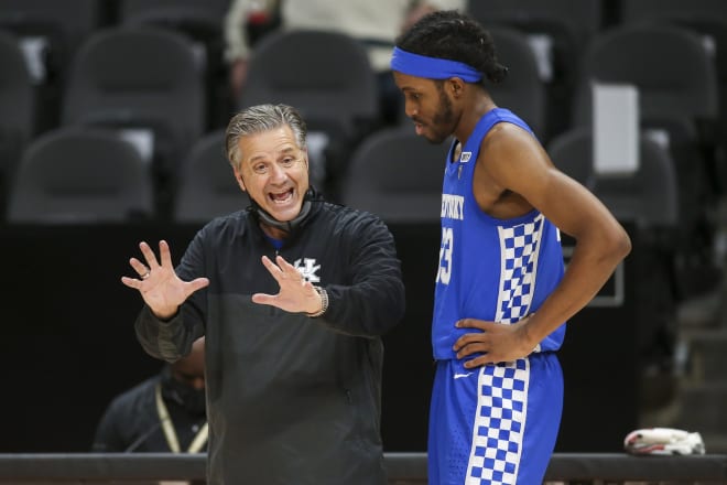 Kentucky coach John Calipari worked with freshman forward Isaiah Jackson during the Georgia Tech game.