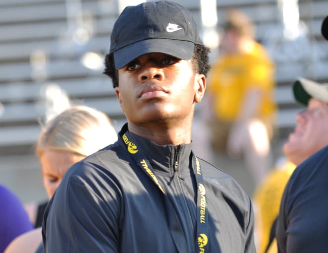Class of 2019 safety Lance Dixon visited the Iowa Hawkeyes on Saturday.