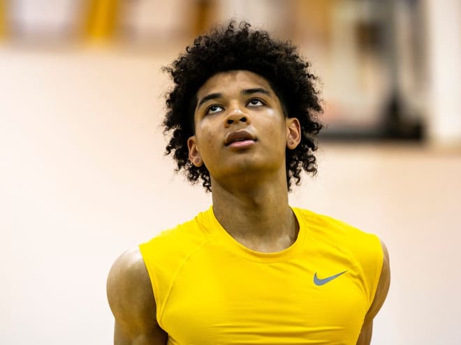 Iowa walk-on Amarion Nimmers announced his decision to enter the portal on Thursday. 