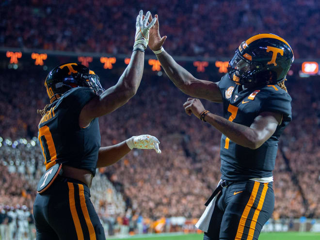 Tennessee football black uniforms return for Kentucky game