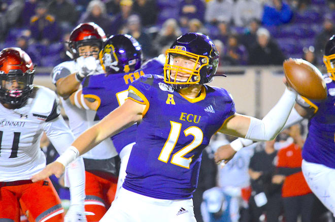 Quarterback Holton Ahlers leads East Carolina into Friday's 7:30 ESPN2 matchup with (7)Cincinnati.