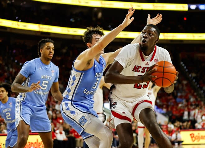 North Carolina UNC Tar Heels Basketball NC State Wolfpack Closed Out No ...