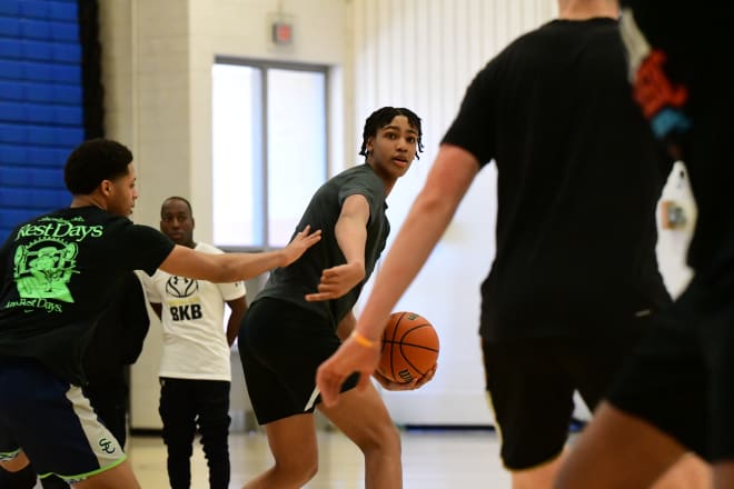 Jordan Scott and the rest of VAE 17u/16u/17u went at it in pracrice. 