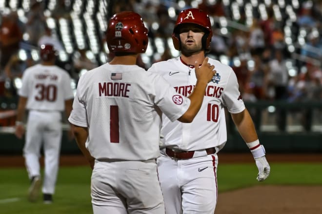 LIVE UPDATES: Arkansas-Omaha Baseball