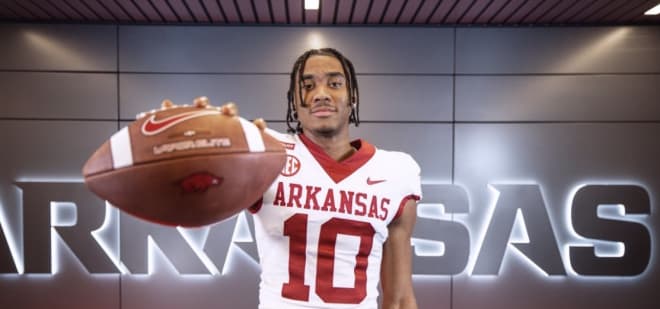Arkansas received a commitment from Boise State QB transfer Taylen Green.