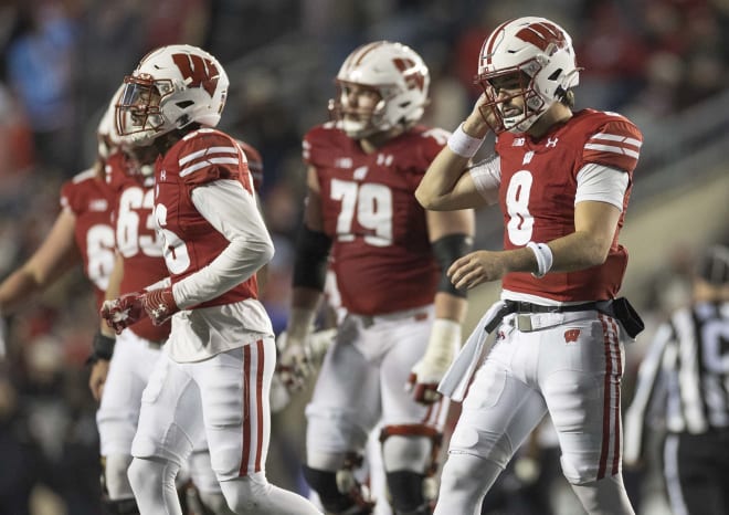 Wisconsin quarterback Tanner Mordecai. 