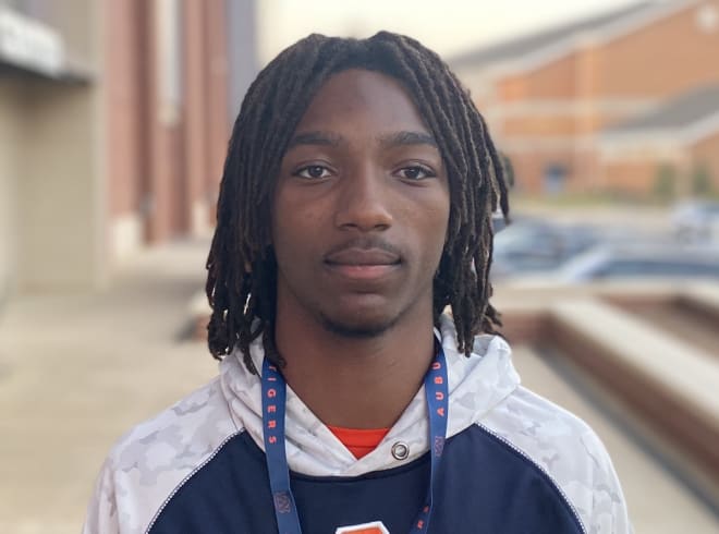 Mario Craver visited Auburn for a spring practice Wednesday.