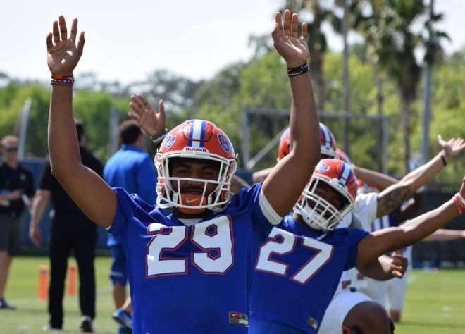 Safeties Jeawon Taylor (29) and Quincy Lenton (27)