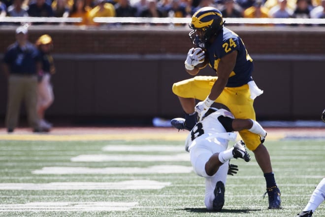 After rushing 41 times for 190 yards and three scores in the first two games, Michigan football freshman Zach Charbonnet has rushed only seven times for 28 yards in the last two contests.
