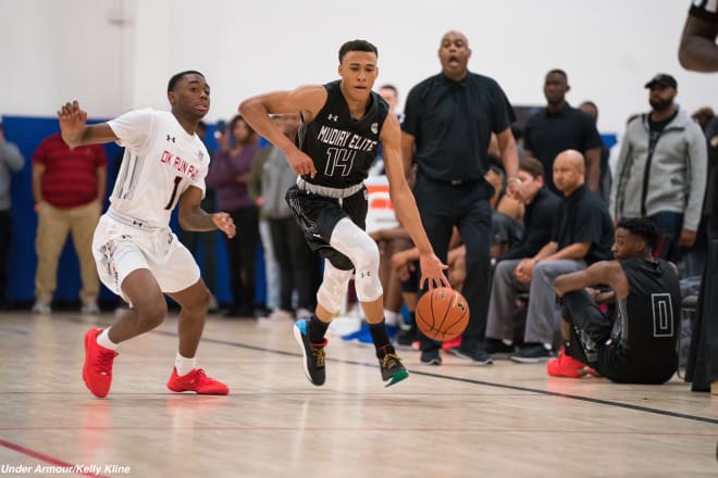 R.J. Hampton picked up an offer from Duke on Thursday.