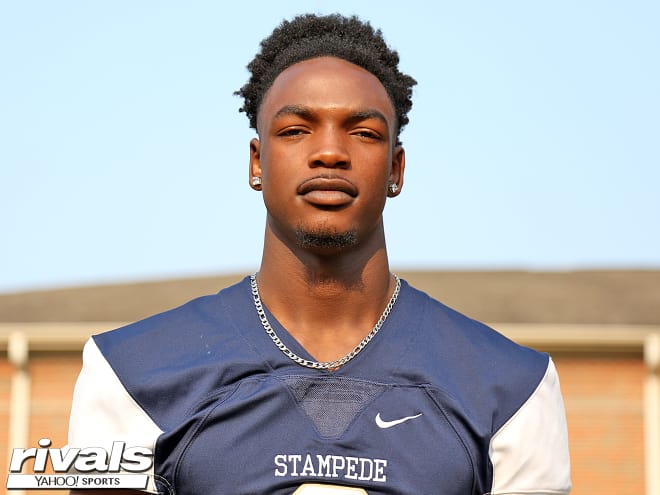 Four-star WR Seth Williams committed to Auburn on Thursday.