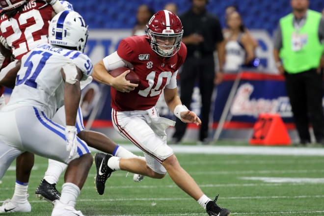 Alabama QB Mac Jones Looks Back on 2019 Iron Bowl, Not Buying Into