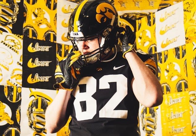 Tight end Zach Ortwerth made his official visit to Iowa this weekend.