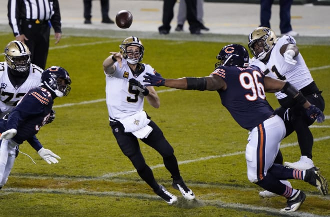 Chicago Bears defensive end Akiem Hicks (96) puts pressure on New Orleans Saints quarterback Drew Brees (9) during the fourth quarter at Soldier Field. 