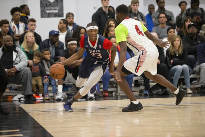 Sophomore five-star guard Scottie Lewis playing on the Under Armour Association.
